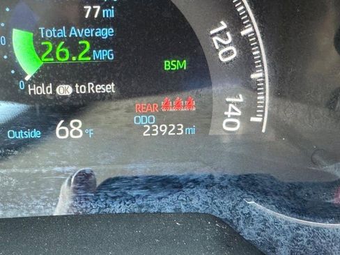 Used 2025 Toyota RAV4 XLE AWD/4WD image 25