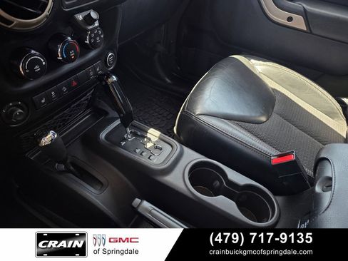Used 2016 Jeep Wrangler Sahara AWD/4WD image 20