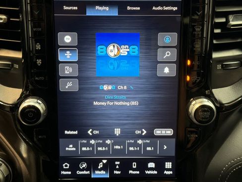 Used 2023 RAM 1500 Limited AWD/4WD image 17