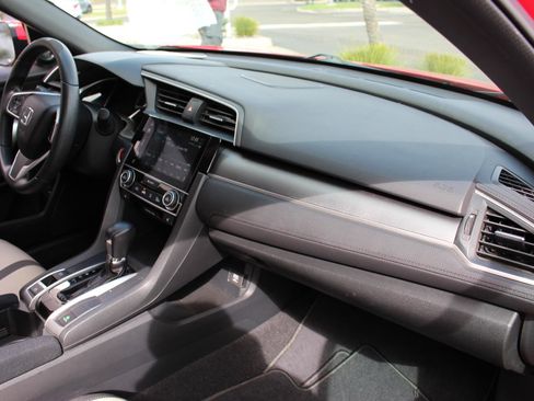 Used 2016 Honda Civic EX-T image 16