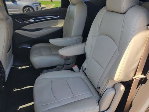 Used 2020 Buick Enclave Premium AWD/4WD image 35