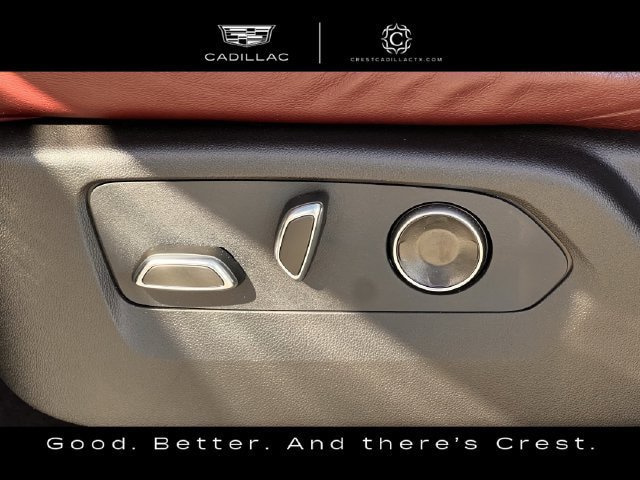 Used 2026 Cadillac Escalade ESV Luxury RWD image 25
