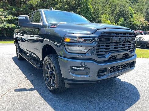 Used 2025 RAM 2500 Big Horn AWD/4WD image 3