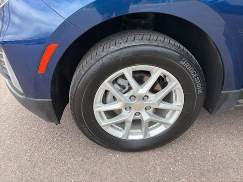 Used 2023 Chevrolet Equinox LT AWD/4WD image 8