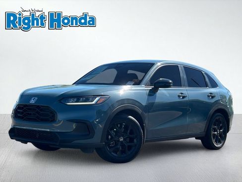 Used 2025 Honda HR-V Sport image 2