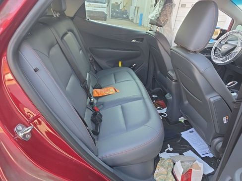 Used 2020 Chevrolet Bolt Premier w/ Infotainment Package FWD image 14