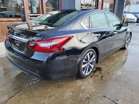 Used 2017 Nissan Altima 2.5 SR image 4