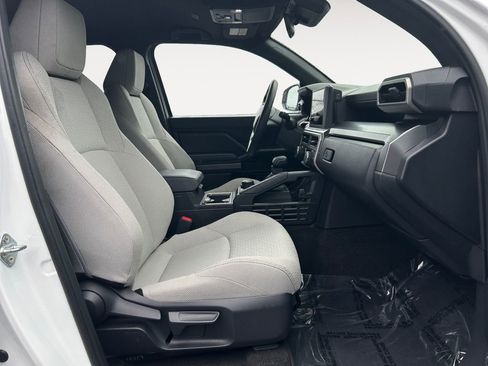 Used 2025 Toyota 4Runner SR5 image 10