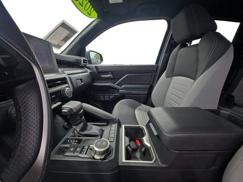 Certified 2025 Toyota Tacoma TRD Sport AWD/4WD image 10