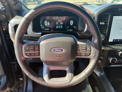 Used 2023 Ford F150 Lariat AWD/4WD image 7
