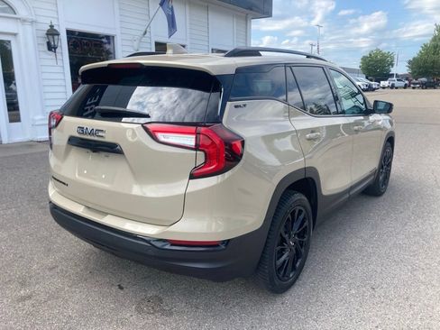 Certified 2023 GMC Terrain SLT w/ Elevation Edition FWD image 5