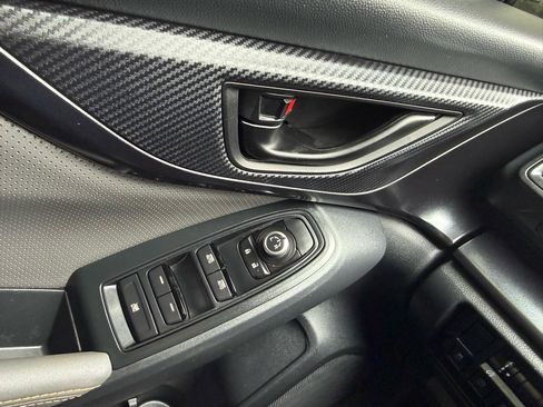 Used 2022 Subaru Crosstrek 2.5i Sport w/ Moonroof Package image 25