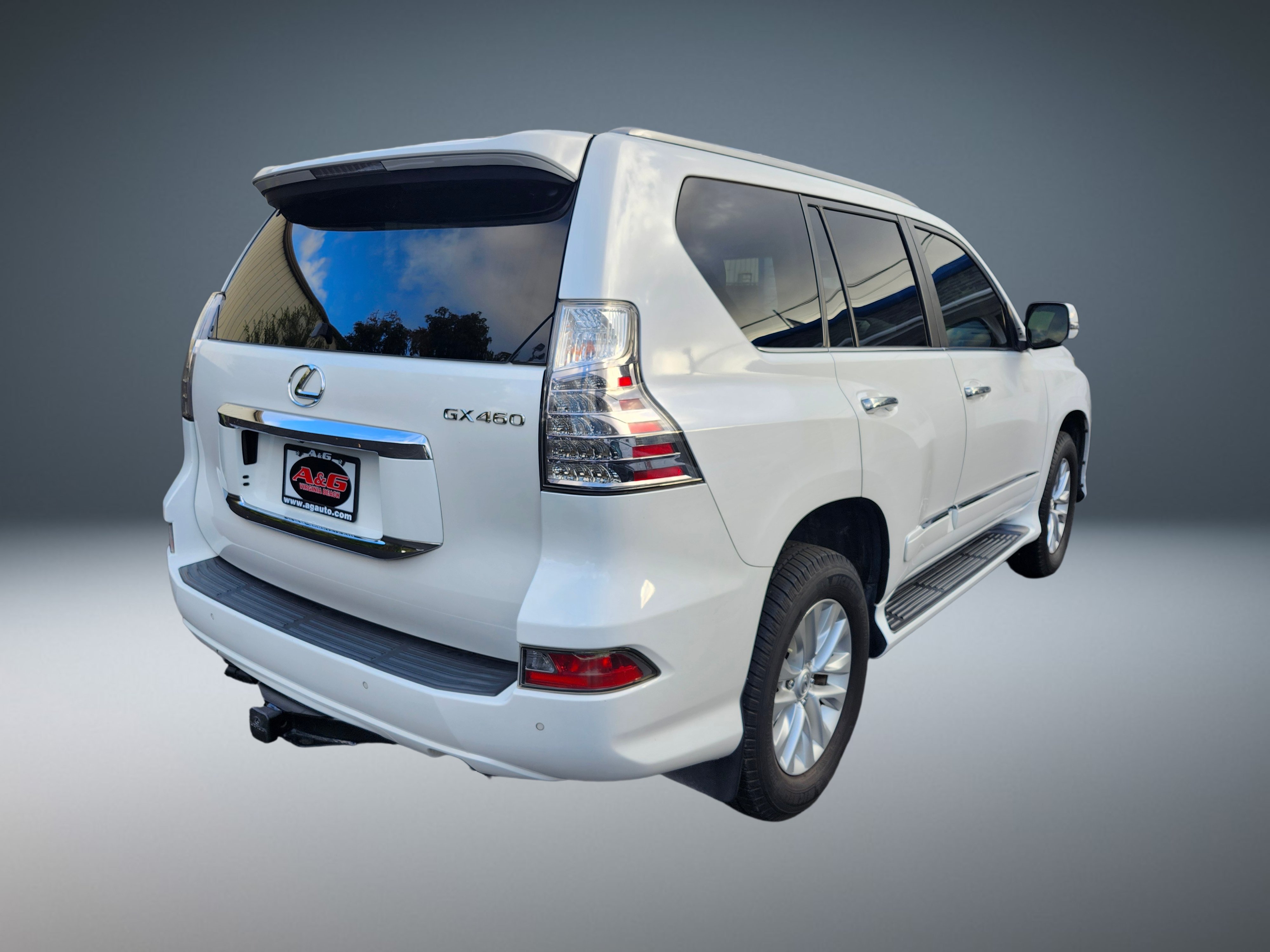 Used 2015 Lexus GX 460 w/ Premium Package AWD/4WD image 3