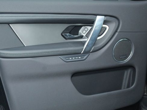 New 2026 Land Rover Discovery Sport Landmark AWD/4WD image 21
