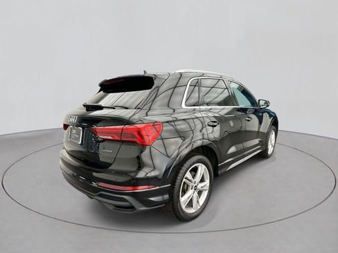Used 2023 Audi Q3 2.0T Premium w/ Convenience Package AWD/4WD image 4