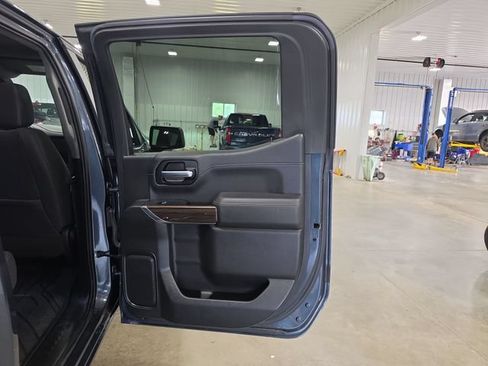 Used 2019 Chevrolet Silverado 1500 RST AWD/4WD image 28