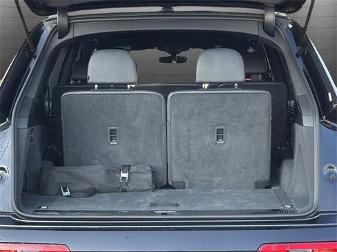 Used 2019 Audi Q7 3.0T Prestige w/ Prestige Package image 26