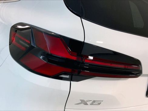 New 2026 BMW X5 xDrive40i image 14