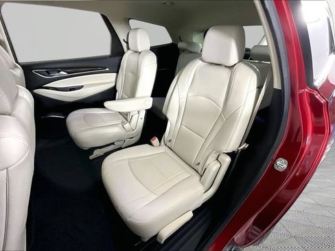 Used 2024 Buick Enclave Essence FWD image 21