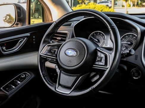 Used 2022 Subaru Ascent Touring AWD/4WD image 13