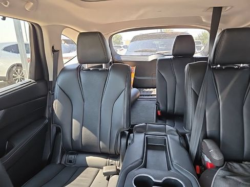 Used 2023 Acura MDX FWD w/ Technology Package image 4