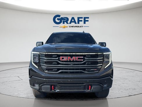 Used 2022 GMC Sierra 1500 AT4 w/ AT4 Premium Package AWD/4WD image 12