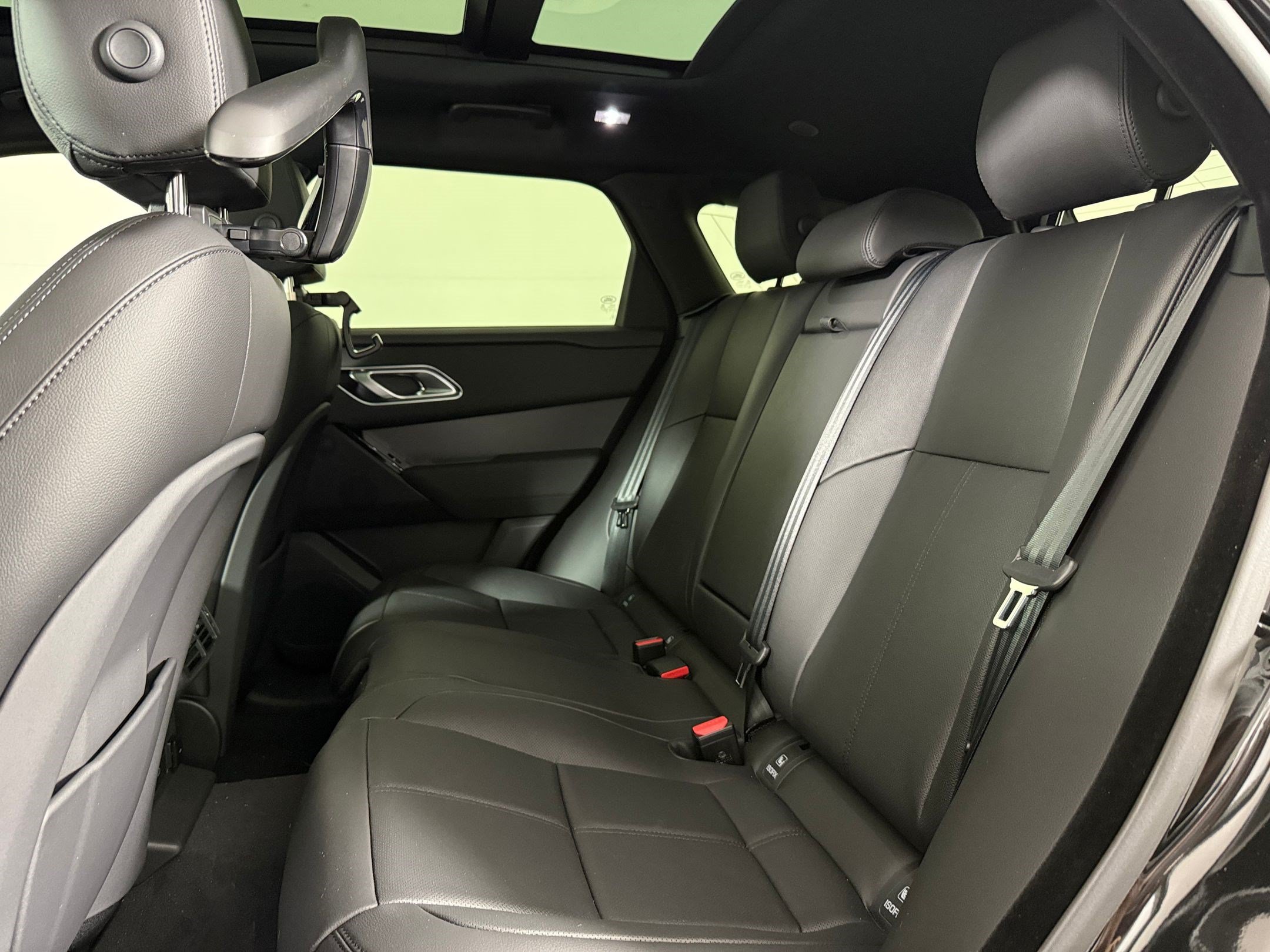 New 2026 Land Rover Range Rover Velar S AWD/4WD image 22