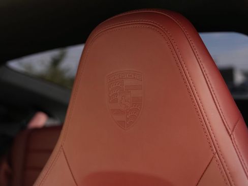 Used 2020 Porsche 911 Carrera 4S AWD/4WD image 65
