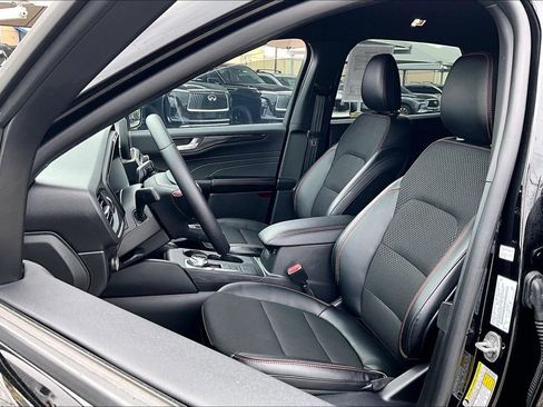 Used 2025 Ford Escape ST-Line image 35