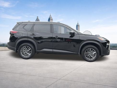 Certified 2025 Nissan Rogue S FWD image 23