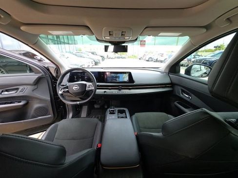 Used 2024 Nissan Ariya AWD image 26