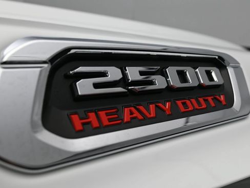 Used 2024 RAM 2500 Big Horn AWD/4WD image 22