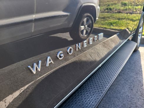 Used 2022 Jeep Wagoneer Series II image 8