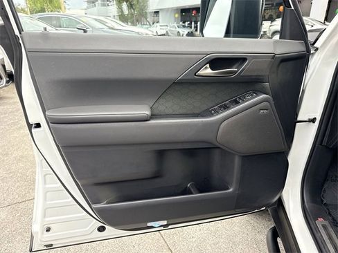 Used 2024 Lexus GX 550 image 13