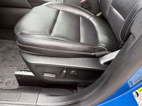 Used 2020 Ford Escape SEL image 21