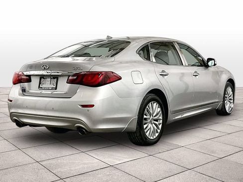Used 2019 INFINITI Q70 L 3.7 AWD/4WD image 11