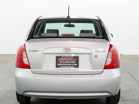 Used 2009 Hyundai Accent GLS w/ Popular Equipment Pkg 5 FWD image 10