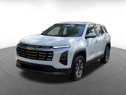 Used 2025 Chevrolet Equinox LT image 7