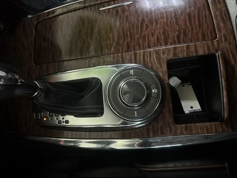 Used 2018 Nissan Armada Platinum RWD image 12