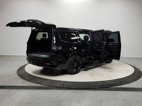 Used 2024 Jeep Grand Wagoneer Series II w/ Quick Order Packagew 28T image 15