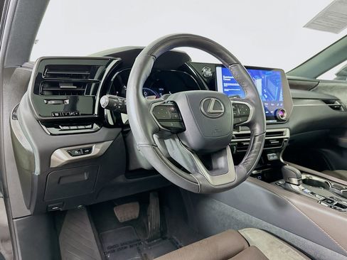 Used 2024 Lexus RX 350 AWD w/ Convenience Package image 9