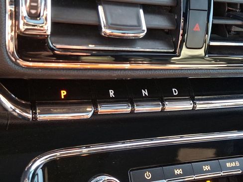 Certified 2020 Lincoln Navigator Reserve w/ Luxury Package image 14