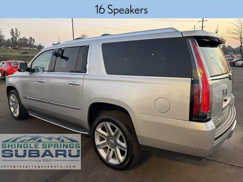 Used 2017 Cadillac Escalade ESV Luxury image 9