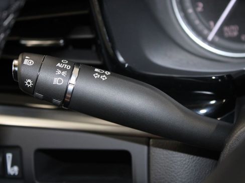 Used 2025 Cadillac XT6 Premium Luxury image 42