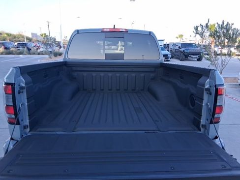 Certified 2025 Nissan Frontier PRO-4X image 6