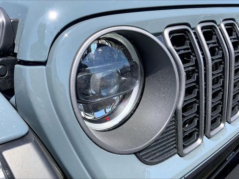 New 2026 Jeep Wrangler Rubicon AWD/4WD image 26
