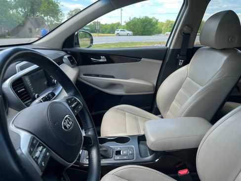 Used 2020 Kia Sorento EX AWD/4WD image 11