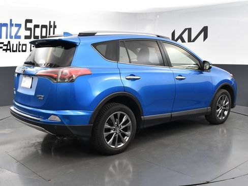 Used 2018 Toyota RAV4 Limited w/ Advanced Technology Package AWD/4WD image 5