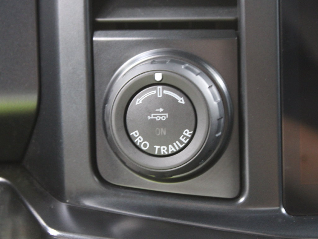Used 2024 Ford F250 Lariat w/ Lariat Ultimate Package AWD/4WD image 71