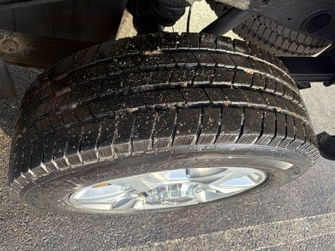 Used 2016 GMC Sierra 2500 4x4 Crew Cab w/ Sierra Convenience Package image 18